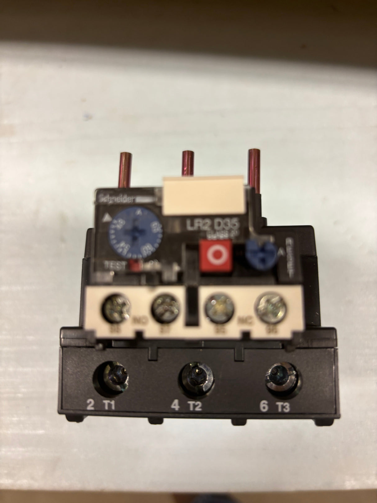 CH-1060